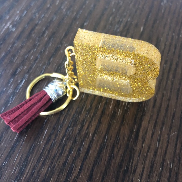 Handmade Letter “B” Keychain - Picture 3 of 6